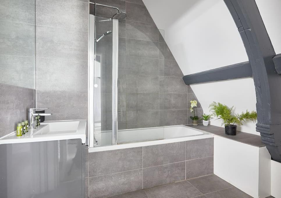 The Chapel Cottage By Ritual Stays Hemel Hempstead Eksteriør bilde